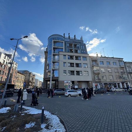 Apartments Tsekhova 1 Street Lviv Exterior photo